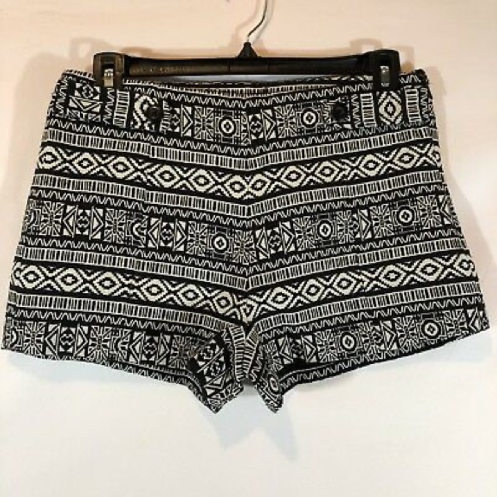 Woven shorts